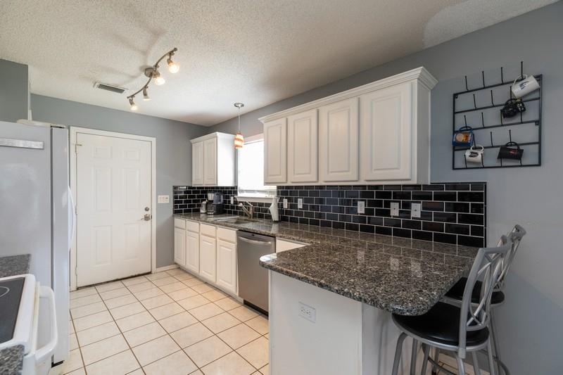 12 Snook Road Mary Esther, FL 32569 - Photo 13 of 35 Gallery Image 13