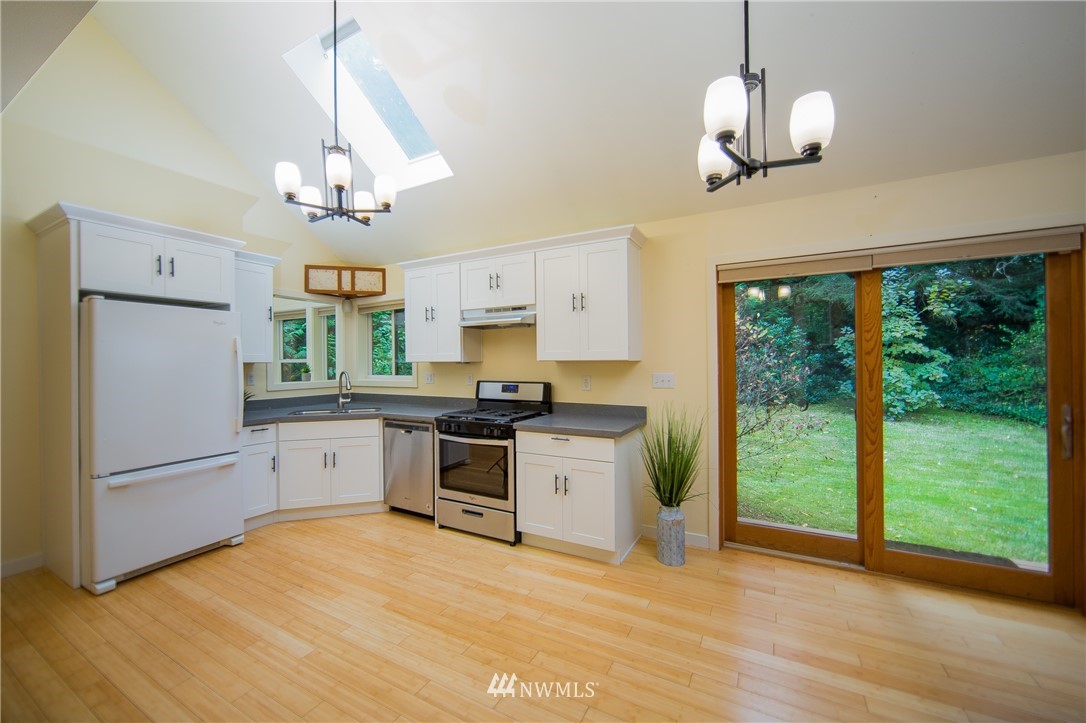 5630 Sand Road Bellingham, WA 98226 - Photo 3 of 18