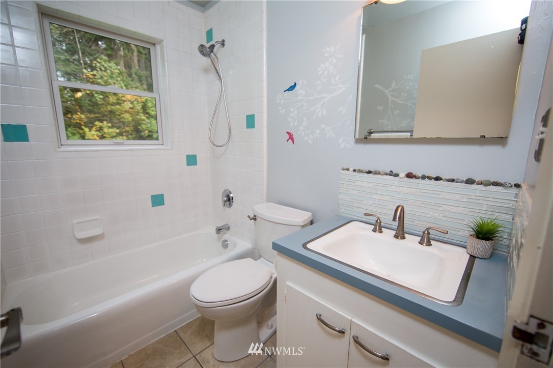 5630 Sand Road Bellingham, WA 98226 - Photo 10 of 18
