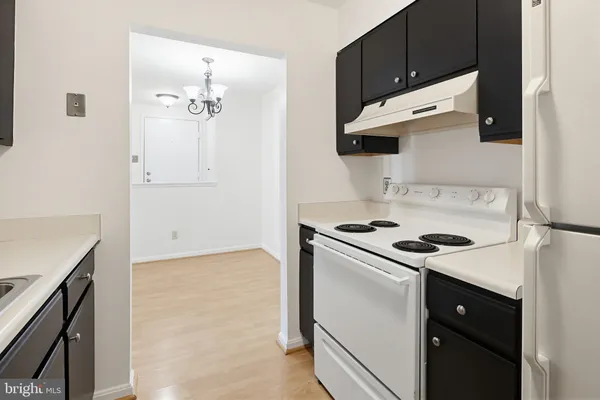 $220,000 | 4922 Columbia Road, Unit 4, Columbia, MD 21044