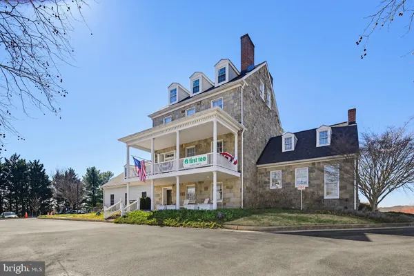 $220,000 | 4922 Columbia Road, Unit 4, Columbia, MD 21044
