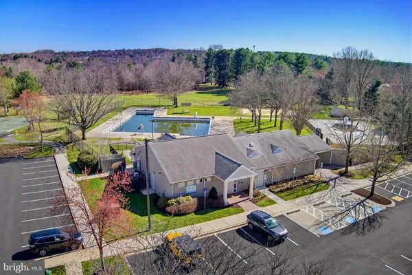 $220,000 | 4922 Columbia Road, Unit 4, Columbia, MD 21044