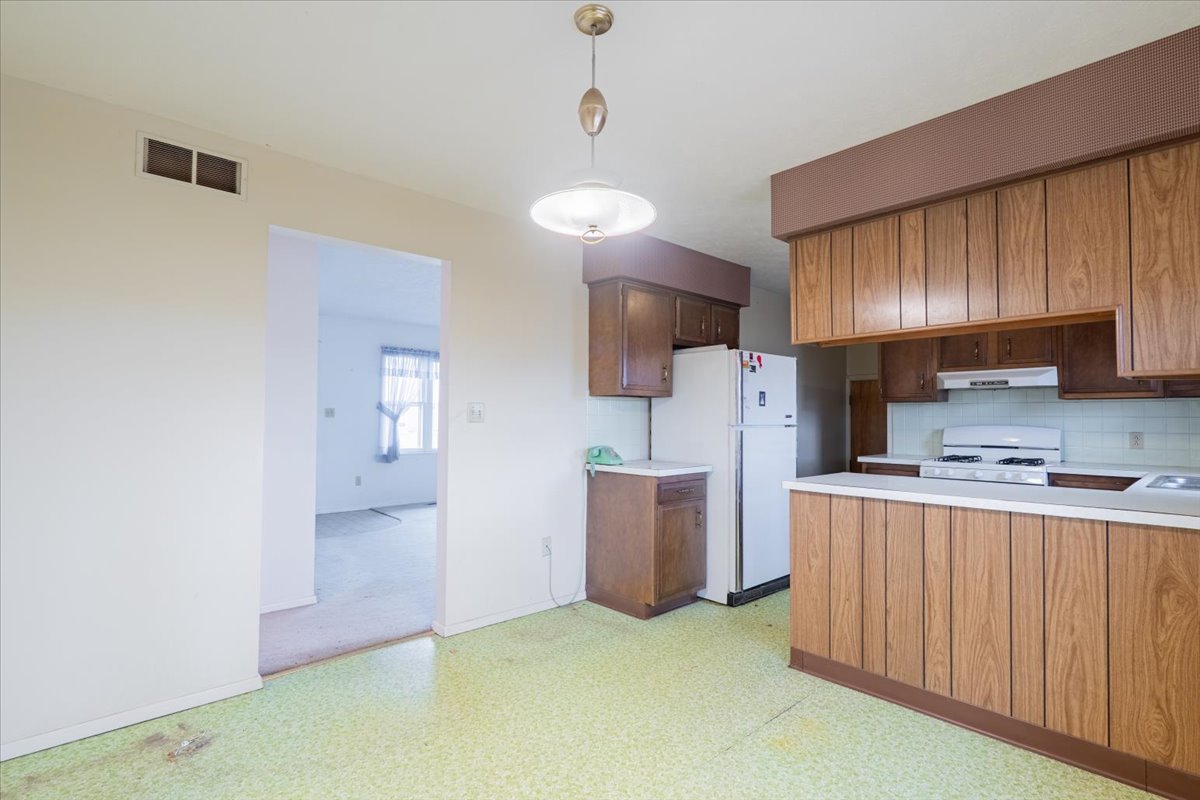 304 North Main Street McLean, IL 61754 - Photo 8 of 23