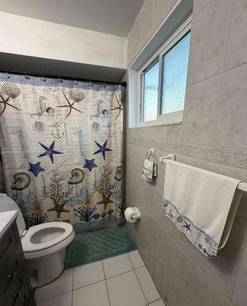 19707 Southwest 123rd Court Miami, FL 33177 - Photo 18 of 37