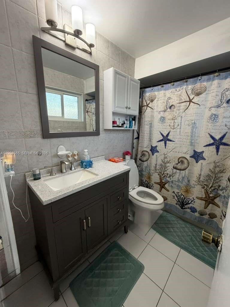 19707 Southwest 123rd Court Miami, FL 33177 - Photo 28 of 37