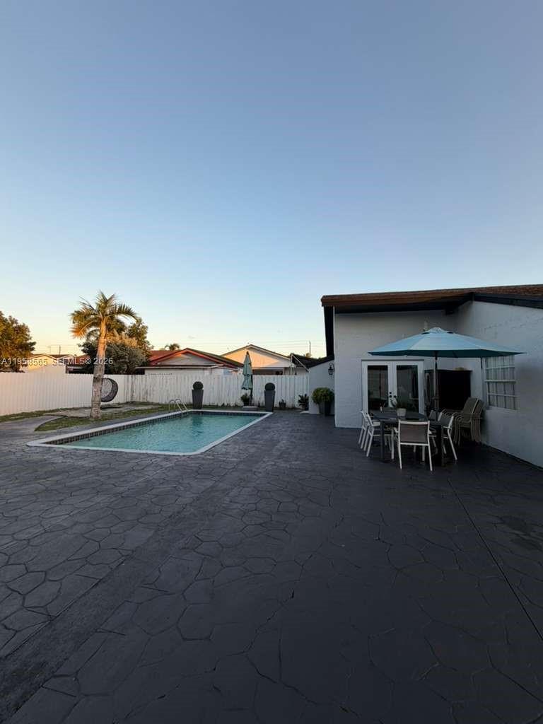 19707 Southwest 123rd Court Miami, FL 33177 - Photo 35 of 37