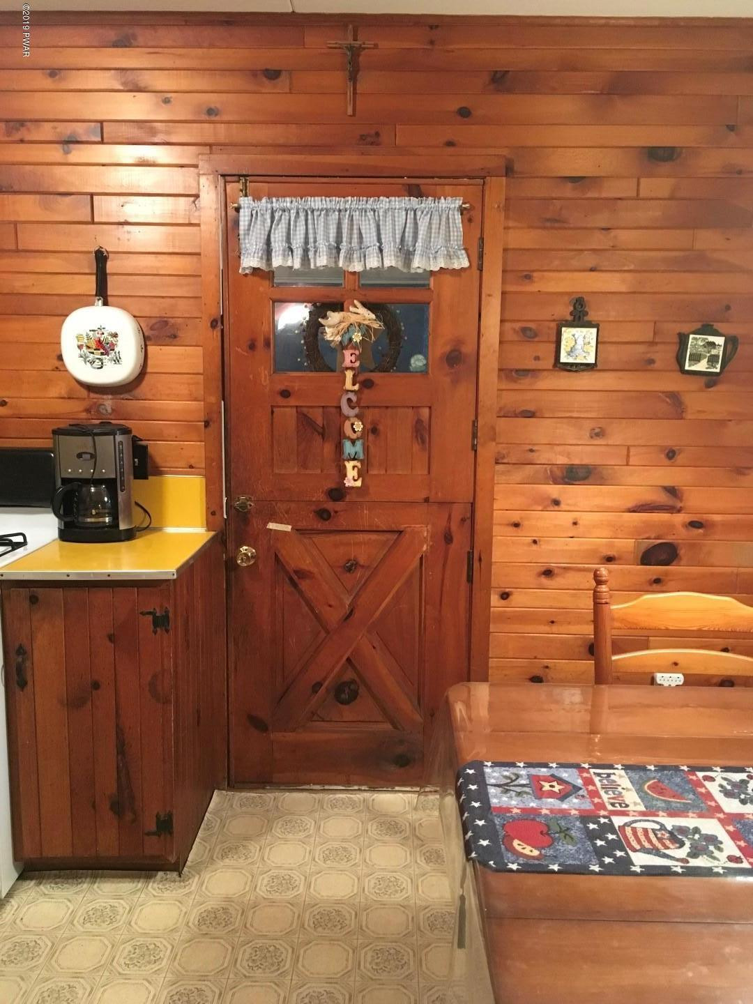 110 Elm Road Tafton, PA 18464 - Photo 23 of 31 Door to Kitchen