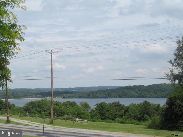 6289 Hoff Road Spring Grove, PA 17362 - Photo 26 of 27