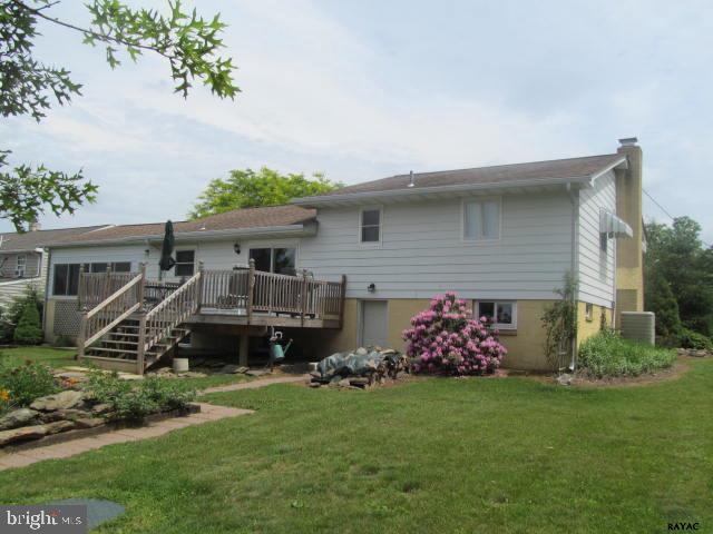 6289 Hoff Road Spring Grove, PA 17362 - Photo 8 of 27