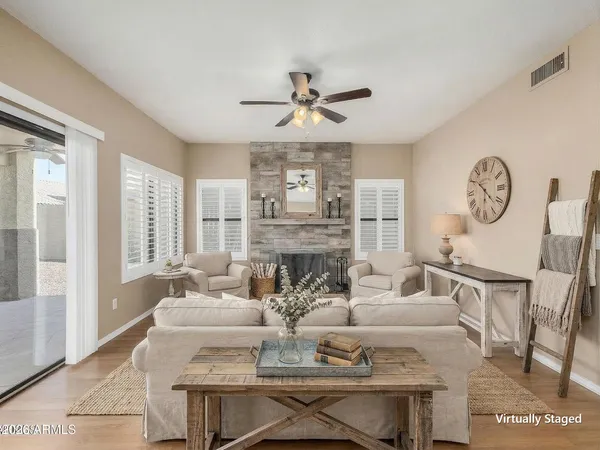 $2,950 | 4334 East Anderson Drive, Phoenix, AZ 85032