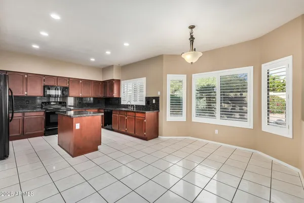 $2,950 | 4334 East Anderson Drive, Phoenix, AZ 85032