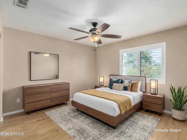 $2,950 | 4334 East Anderson Drive, Phoenix, AZ 85032