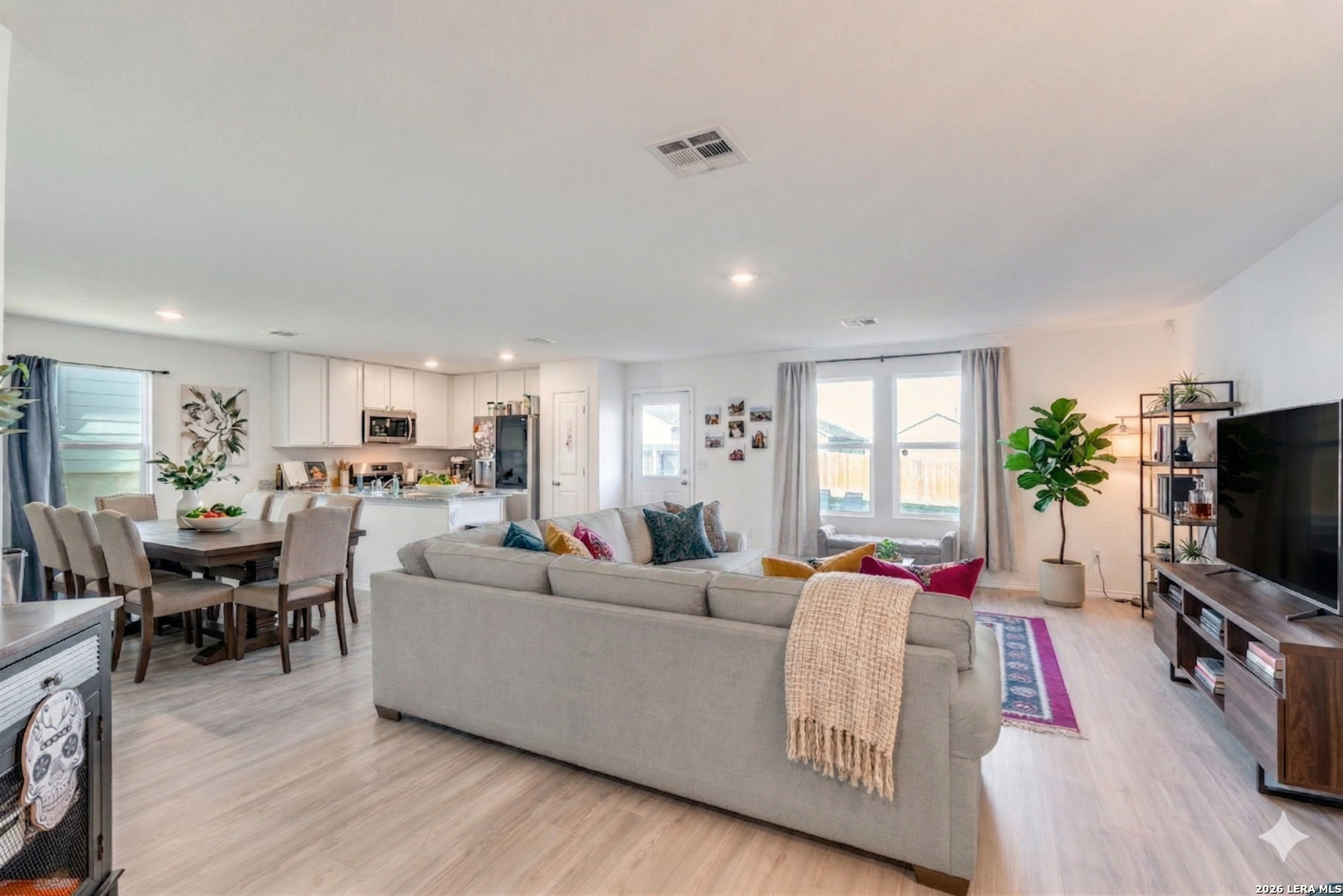 5319 Devils Ridge Converse, TX 78109 - Photo 5 of 24