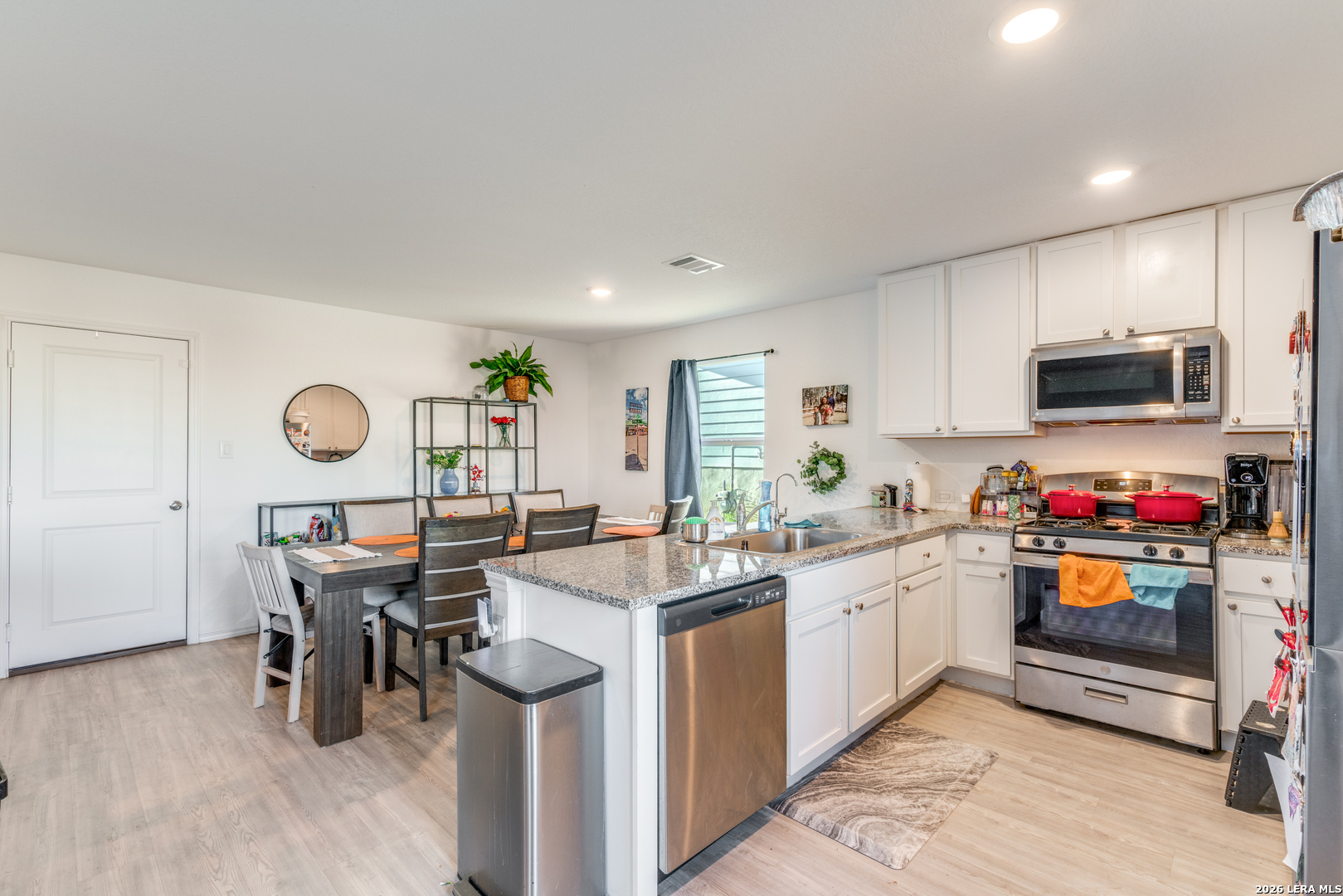 5319 Devils Ridge Converse, TX 78109 - Photo 10 of 24