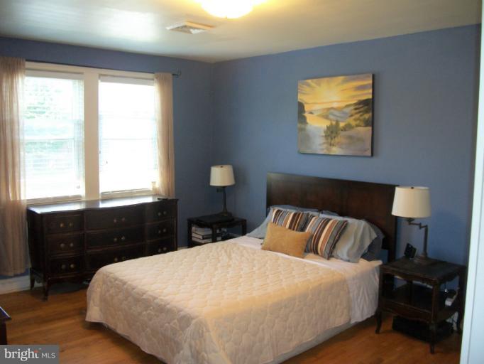 1544 Northwick Road Baltimore, MD 21218 - Photo 2 of 30 Bedroom (Master)