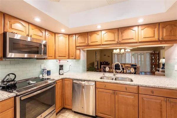 $252,500 | 1801 East Lake Road South, Unit 11D, Palm Harbor, FL 34685