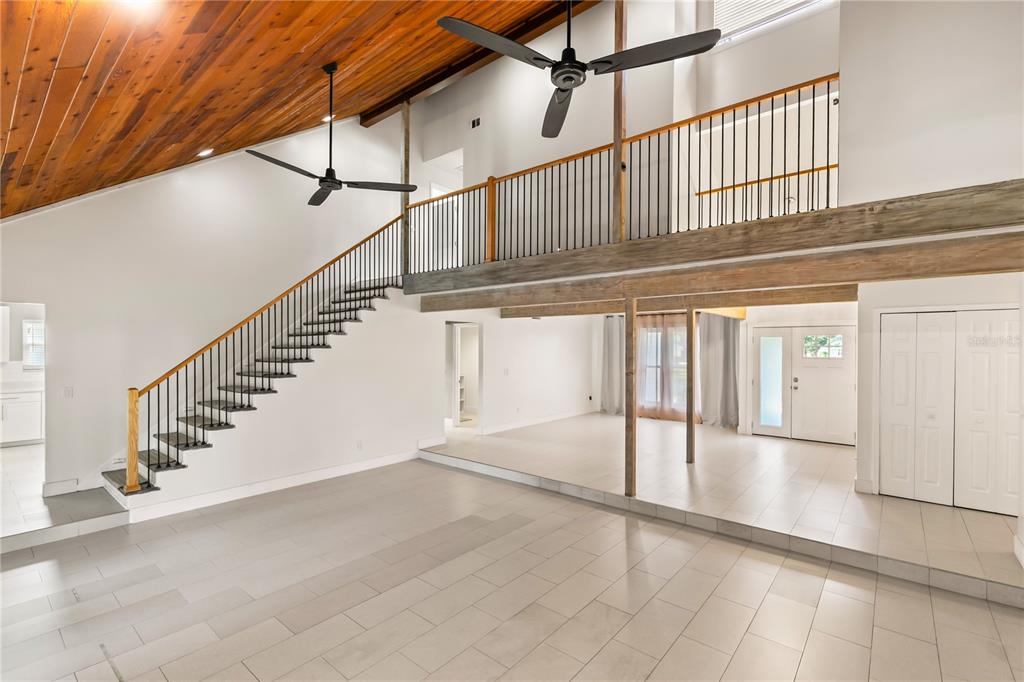 4951 Courtland Loop Winter Springs, FL 32708 - Photo 17 of 36 a view of an entryway