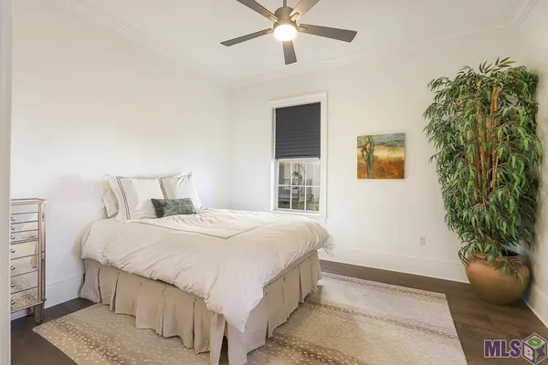 $1,800 | 8211 Village Plaza Court, Unit 2B, Baton Rouge, LA 70810