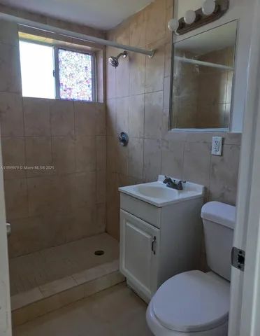 $2,000 | 7915 East Drive, Unit 2E, North Bay Village, FL 33141