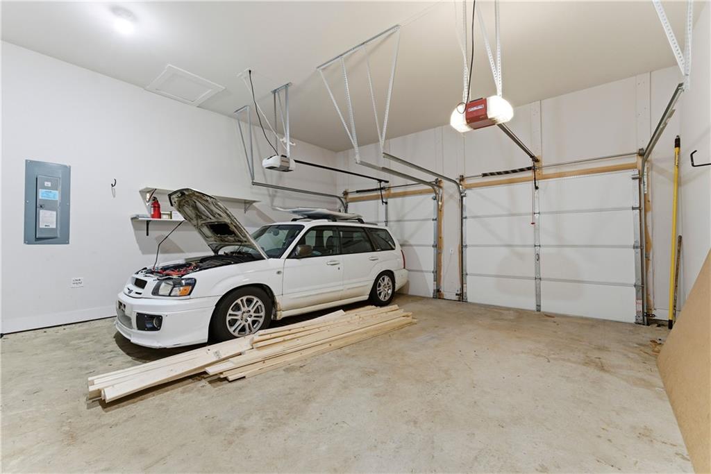 601 Long Leaf Way Canton, GA 30114 - Photo 37 of 42 a view of a garage with window
