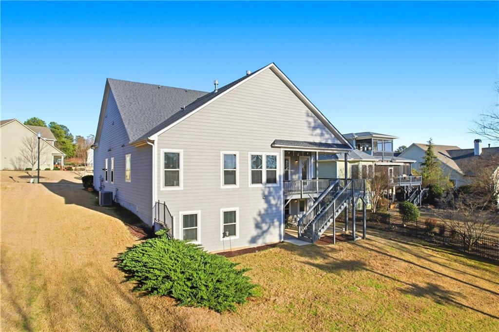 601 Long Leaf Way Canton, GA 30114 - Photo 39 of 42 a view of a house with yard and sitting area