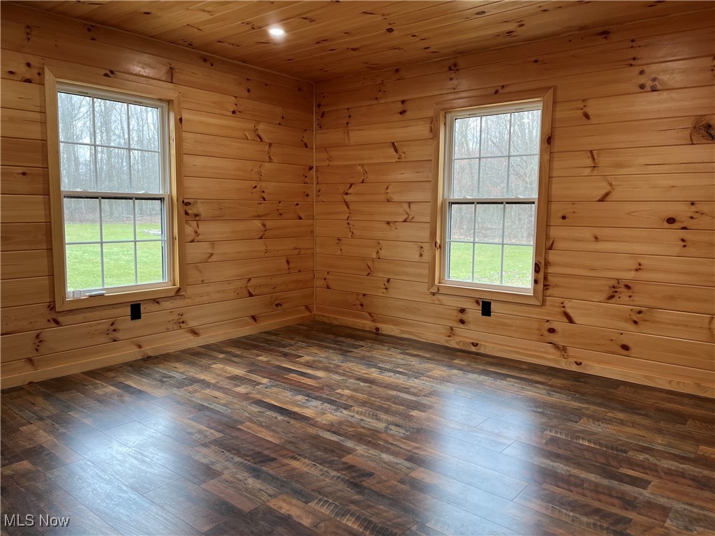 2239 Eureka Road Ashtabula, OH 44004 - Photo 11 of 22