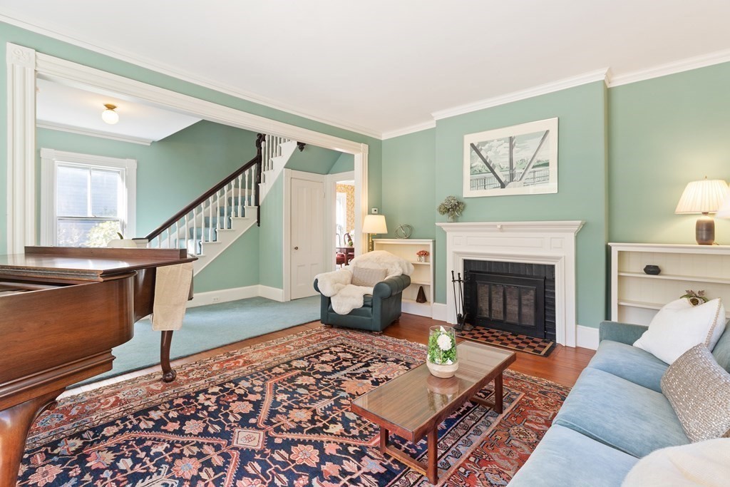 29 Bloomfield Street Lexington, MA 02421 - Photo 5 of 34