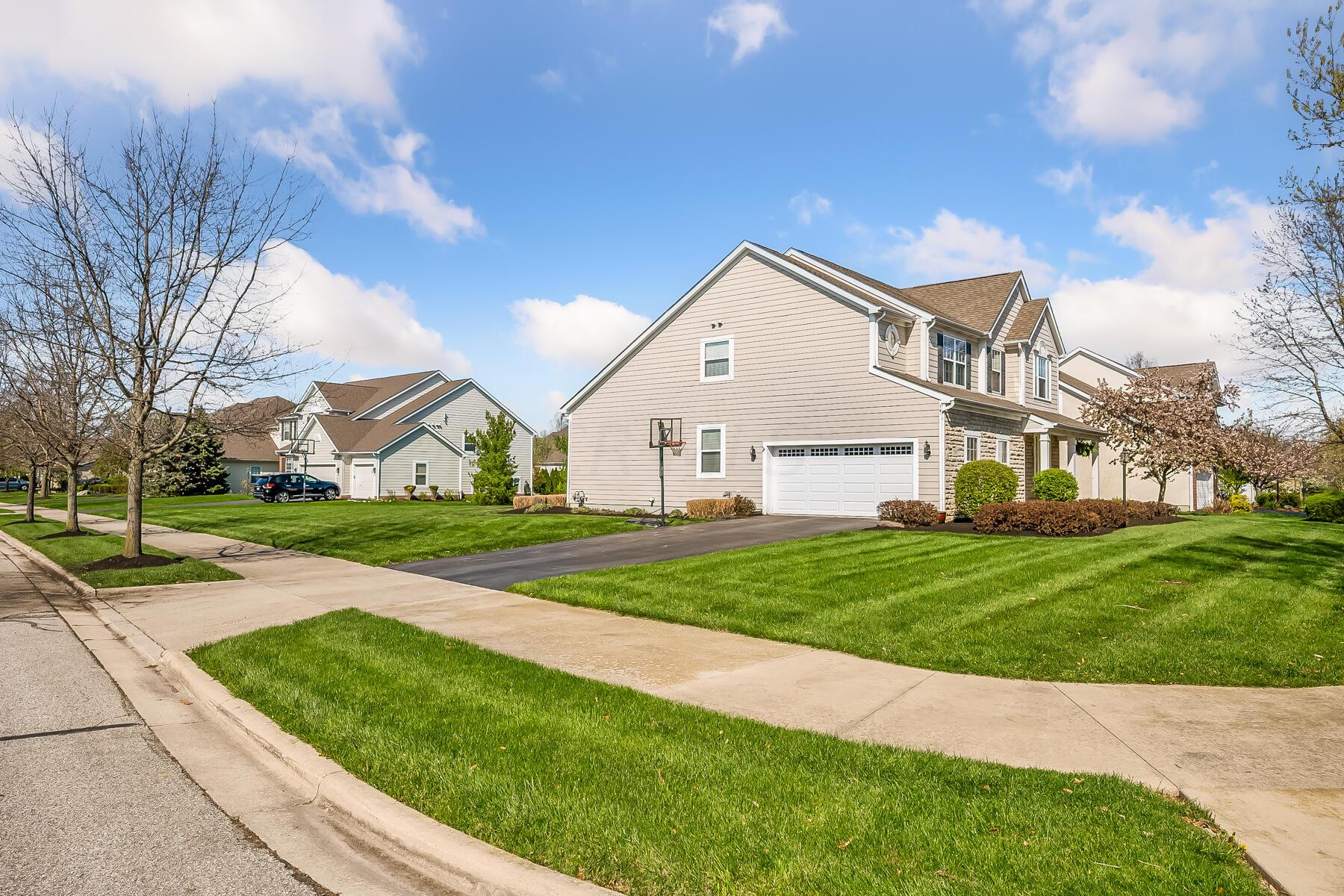 7198 Springview Lane Dublin, OH 43016 - Photo 5 of 38 5-web-or-mls-7198 Springview Ln-105