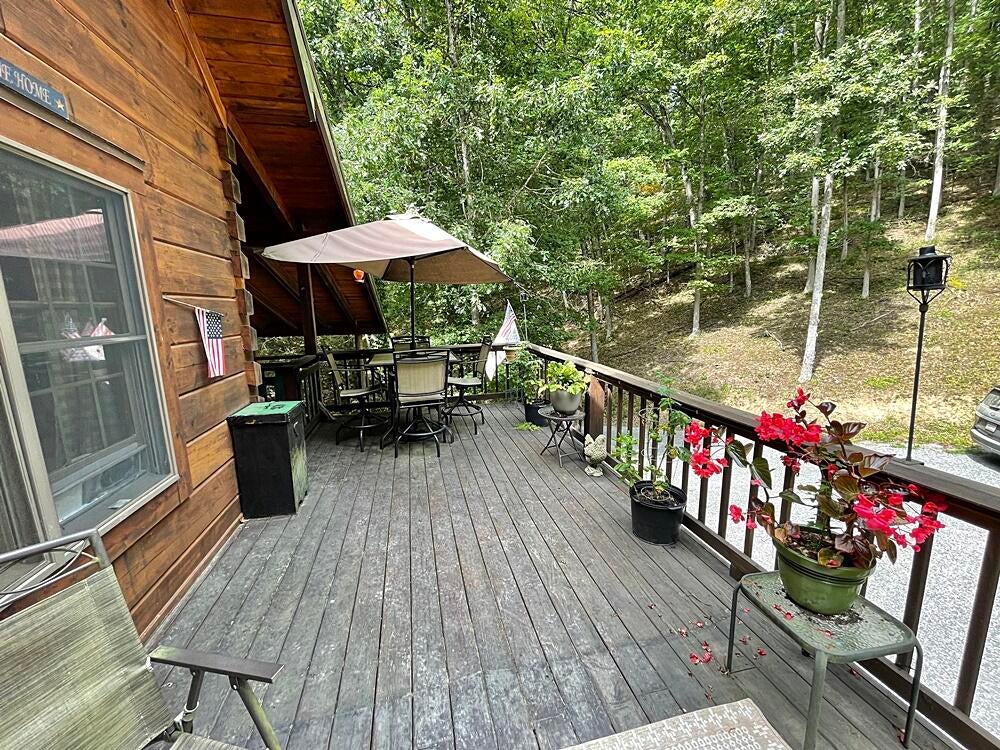 886 Laurel Run Road Dunmore, WV 24934 - Photo 26 of 36 Gallery Image 26