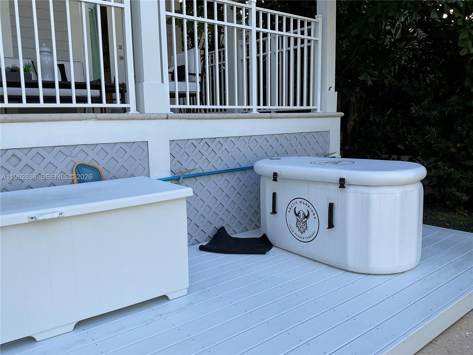 745 Northeast 77th Street Miami, FL 33138 - Photo 40 of 46 plung pool