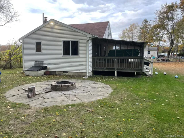 $2,650 | 484 Moriches-Middle Island Road, Manorville, NY 11949