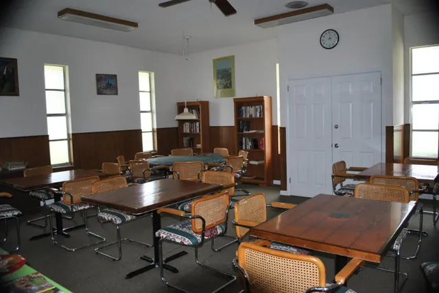 $1,900 | 500 Village Green Circle West, Unit 107, Palm Springs, FL 33461