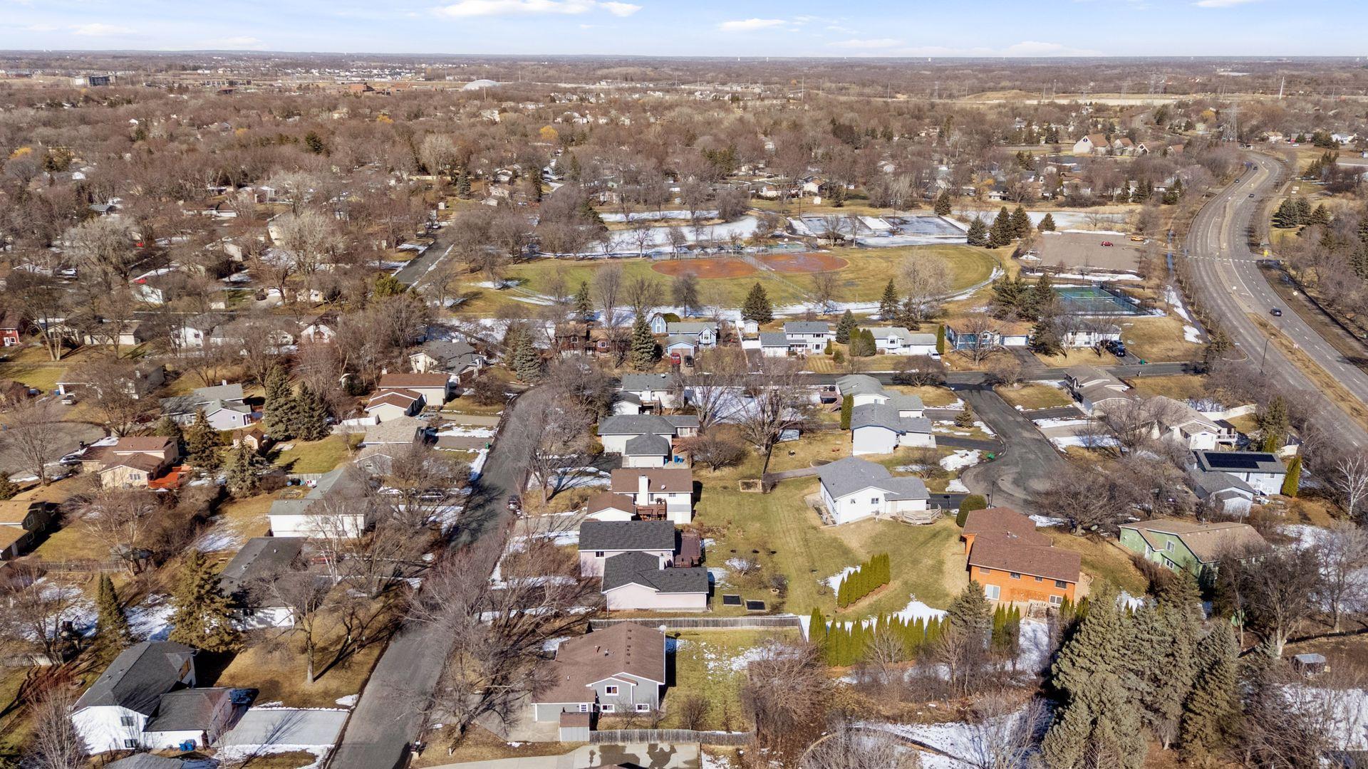 8940 Yucca Lane North Maple Grove, MN 55369 - Photo 37 of 51
