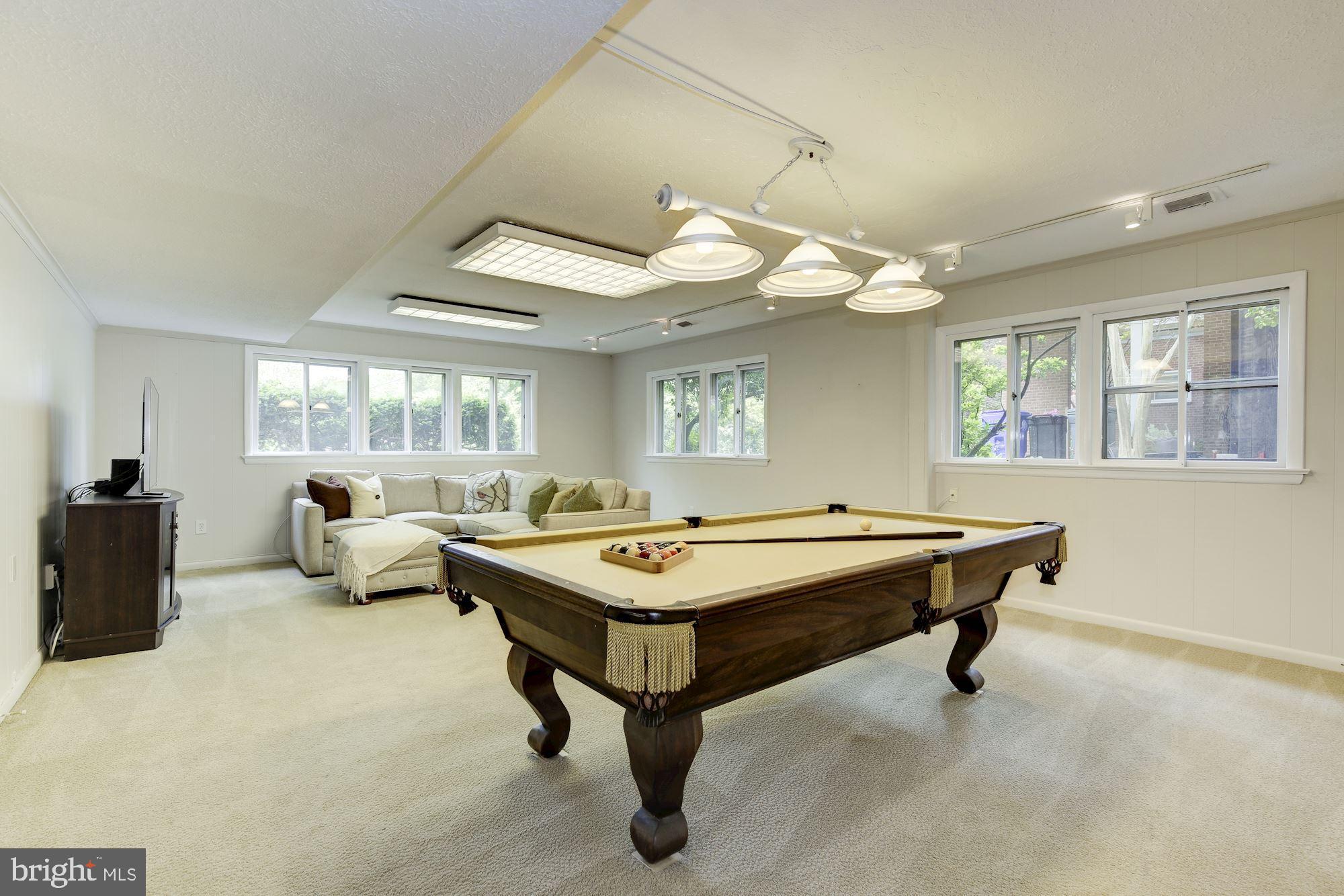 3406 Woolsey Drive Chevy Chase, MD 20815 - Photo 25 of 31