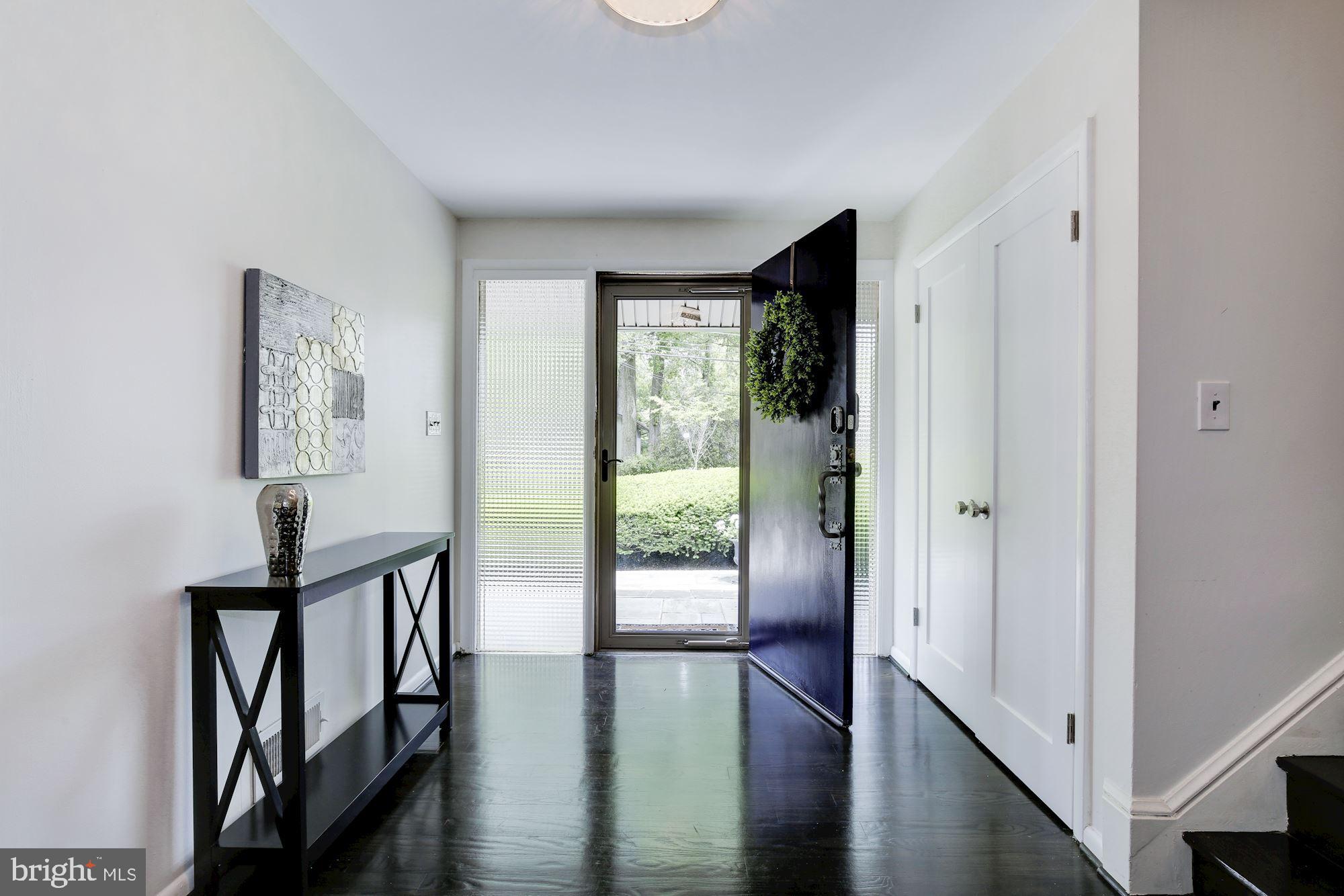 3406 Woolsey Drive Chevy Chase, MD 20815 - Photo 5 of 31