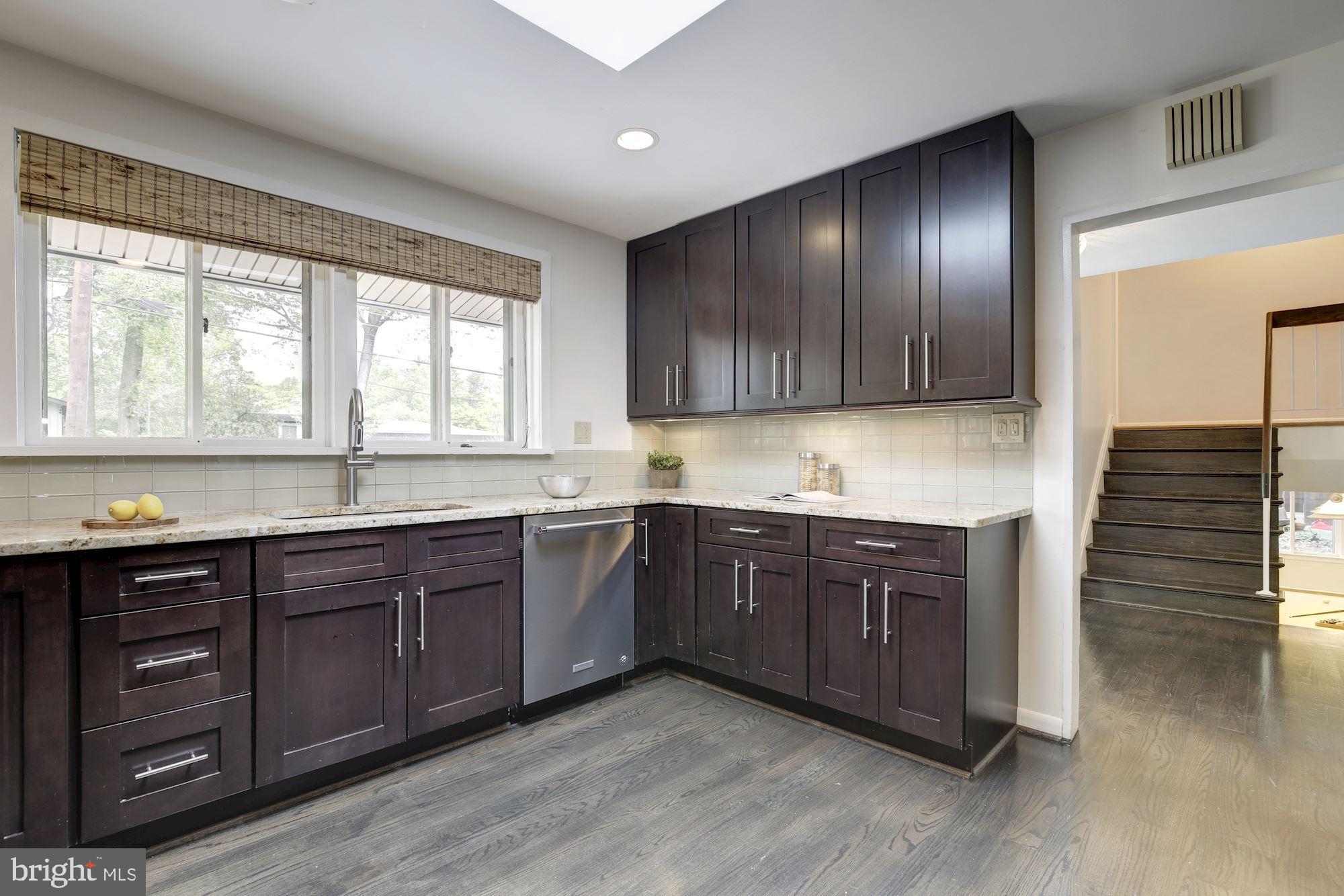 3406 Woolsey Drive Chevy Chase, MD 20815 - Photo 7 of 31