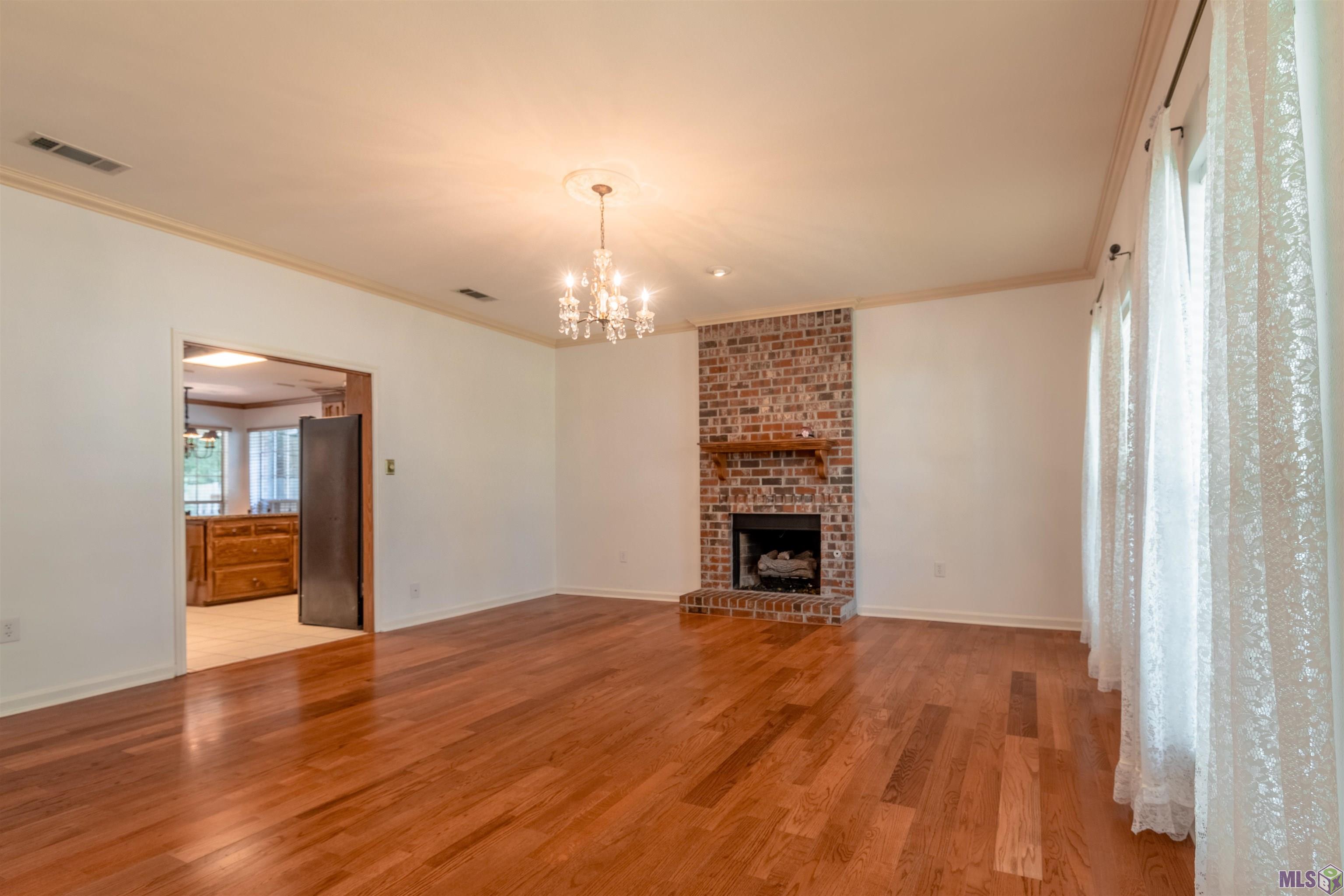 1616 Hobbiton Road Baton Rouge, LA 70810 - Photo 4 of 20