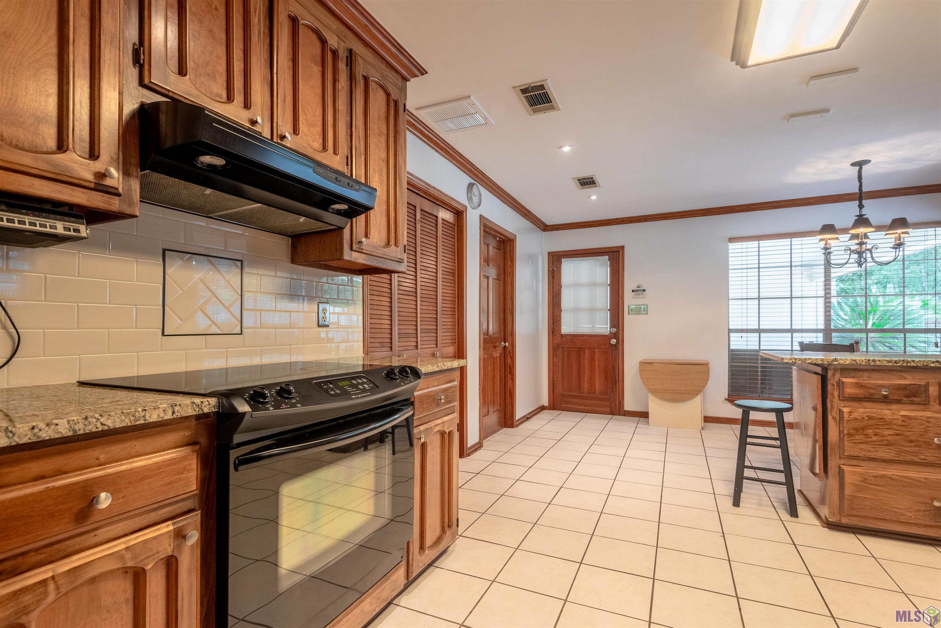 1616 Hobbiton Road Baton Rouge, LA 70810 - Photo 5 of 20