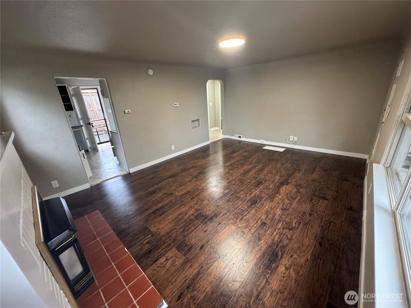 15325 4th Avenue Southwest Burien, WA 98166 - Photo 16 of 28