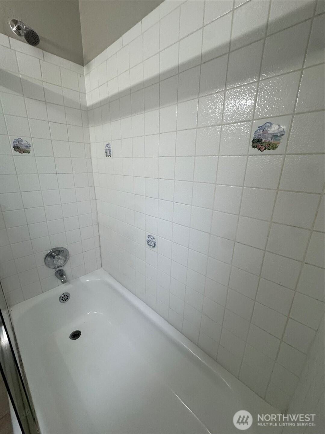 15325 4th Avenue Southwest Burien, WA 98166 - Photo 19 of 28