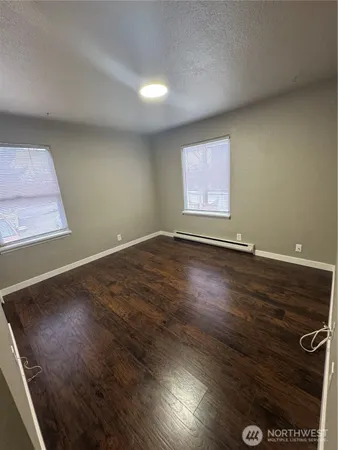 $1,995 | 15325 4th Avenue Southwest, Burien, WA 98166