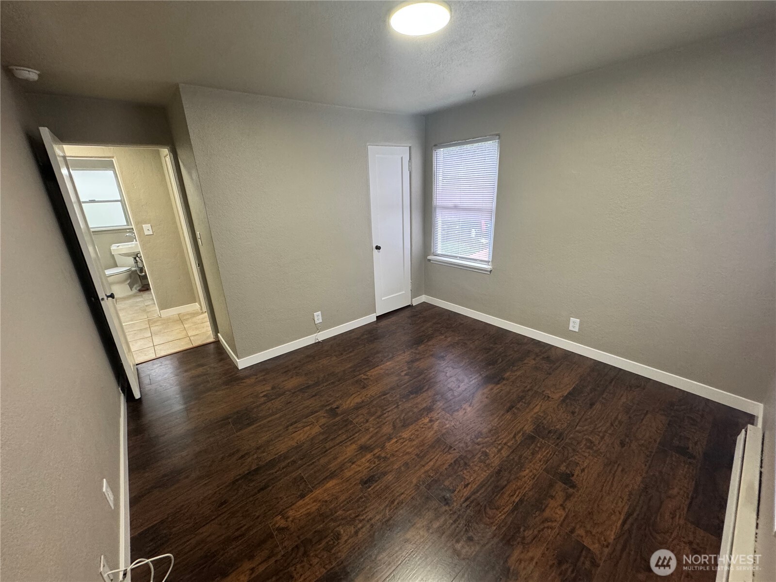 15325 4th Avenue Southwest Burien, WA 98166 - Photo 21 of 28