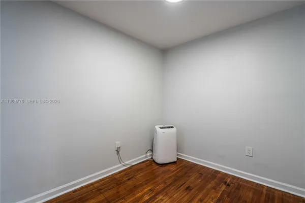 $2,050 | 7931 East Drive, Unit 404, North Bay Village, FL 33141