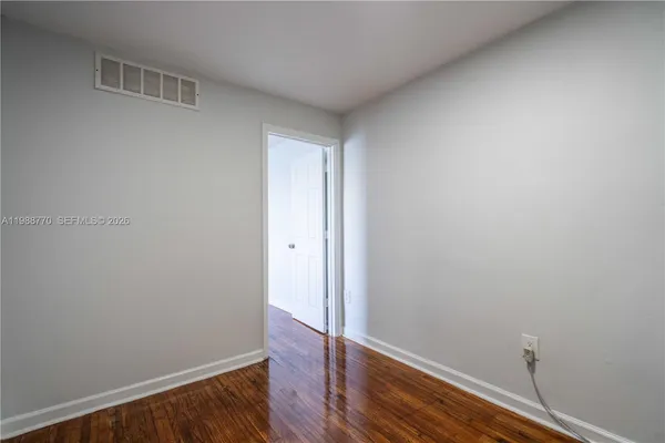 $2,050 | 7931 East Drive, Unit 404, North Bay Village, FL 33141