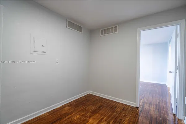 $2,050 | 7931 East Drive, Unit 404, North Bay Village, FL 33141