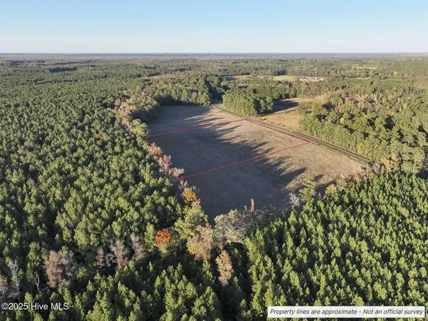 $40,000 | 948 Creek Road, Whiteville, NC 28472