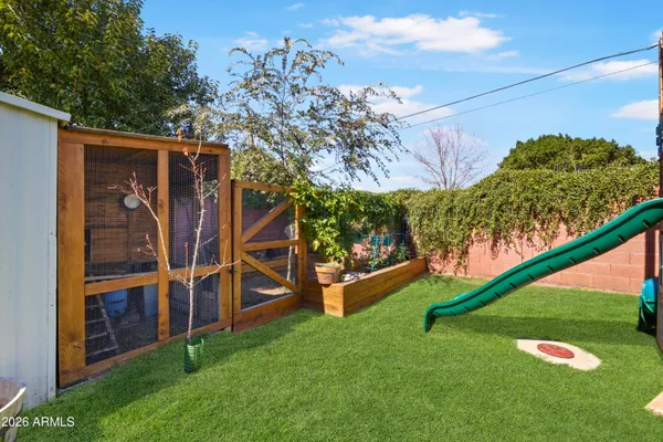 $1,295,000 | 7823 North 7th Place, Phoenix, AZ 85020