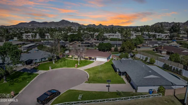 $1,295,000 | 7823 North 7th Place, Phoenix, AZ 85020