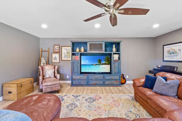 $1,295,000 | 7823 North 7th Place, Phoenix, AZ 85020