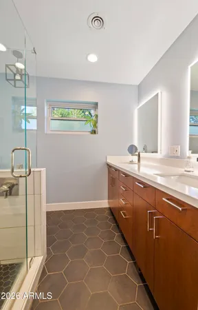 $1,295,000 | 7823 North 7th Place, Phoenix, AZ 85020